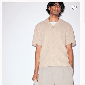 H&M button up herringbone shirt